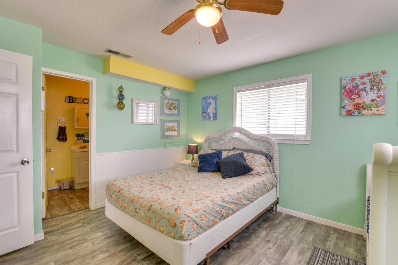 Surfside Beach Home With Deck 300 Feet To The Gulf! מראה חיצוני תמונה